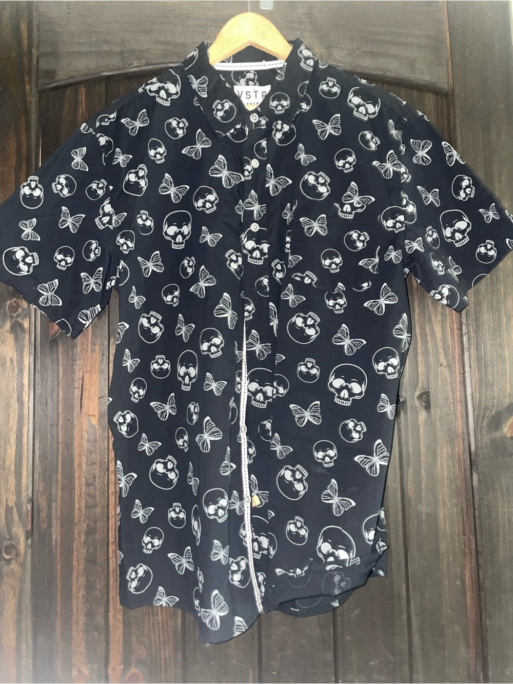 Black Short-Sleeve Skull & Butterfly Print Shirt, VSTR, Size L
